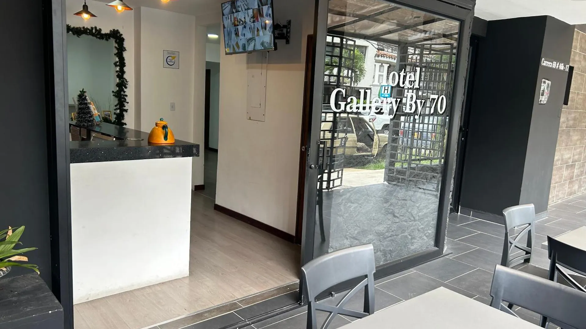 Hotel Gallery By 70 Medellín