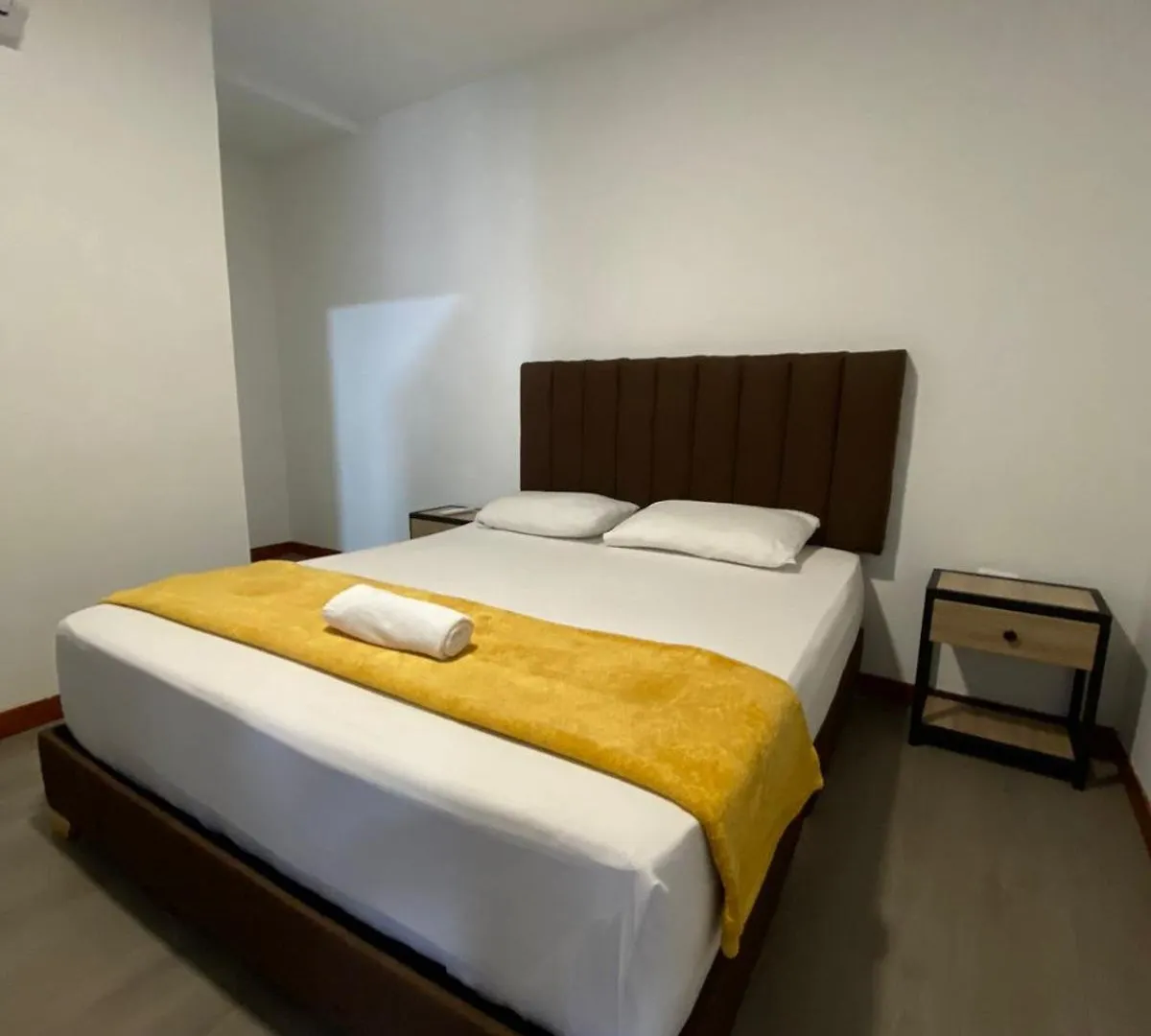 Hotel Gallery By 70 Medellín Colombia