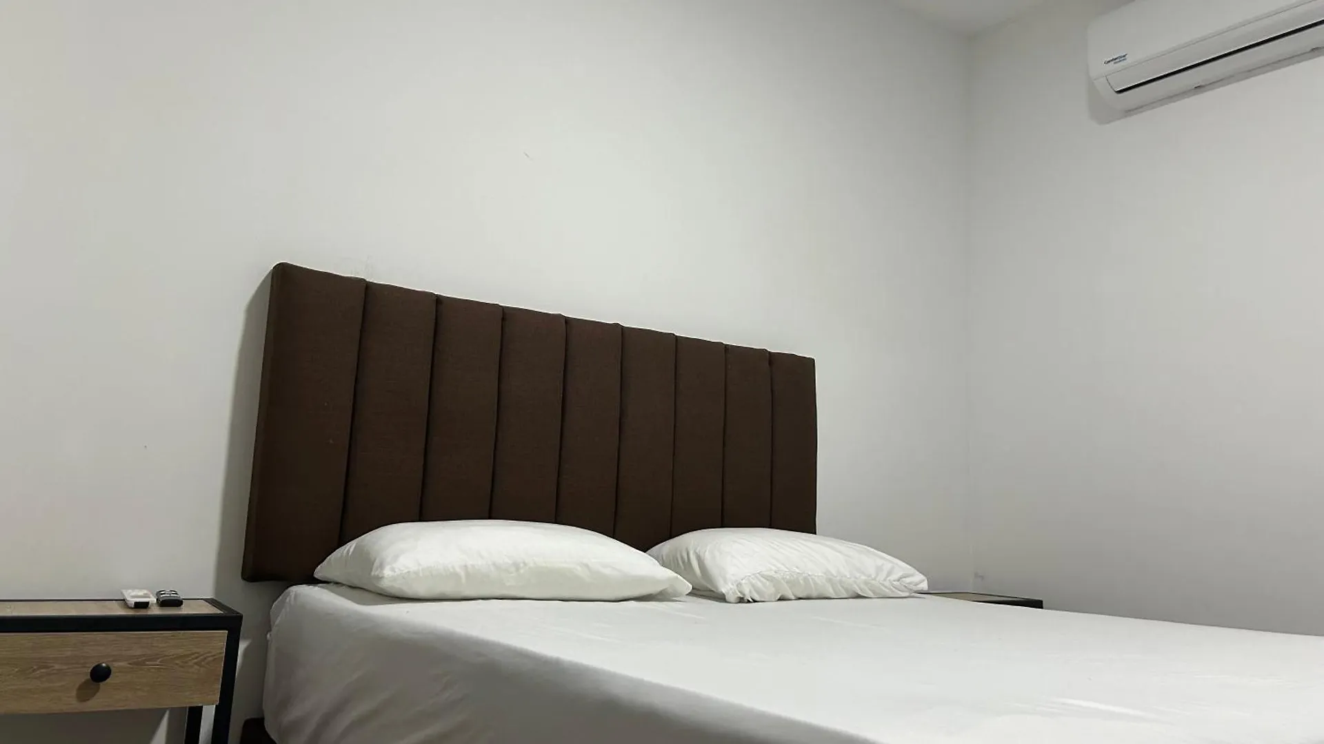 מדיין Hotel Gallery By 70 4*,  קולומביה