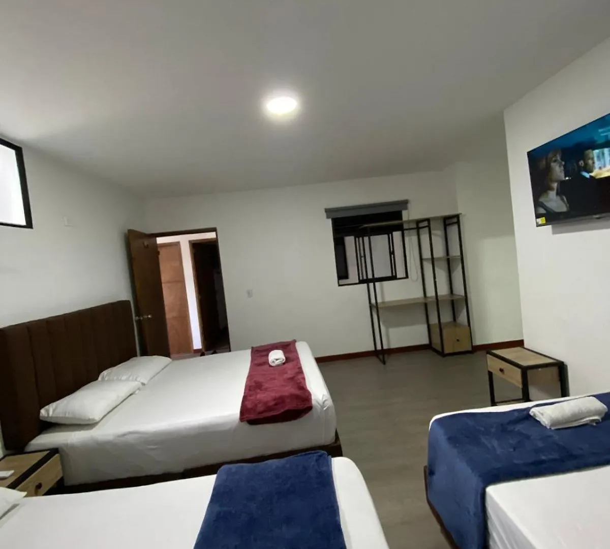 מדיין Hotel Gallery By 70 4*,  קולומביה